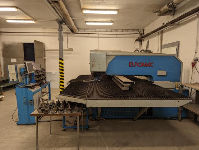 Other machines - stamping machines - ZX 1250/30